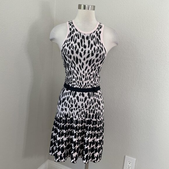 McQ Alexander McQueen Dresses & Skirts - McQ Alexander McQueen Dress Womens IT38 Pink Black Knit Animal Print Belted